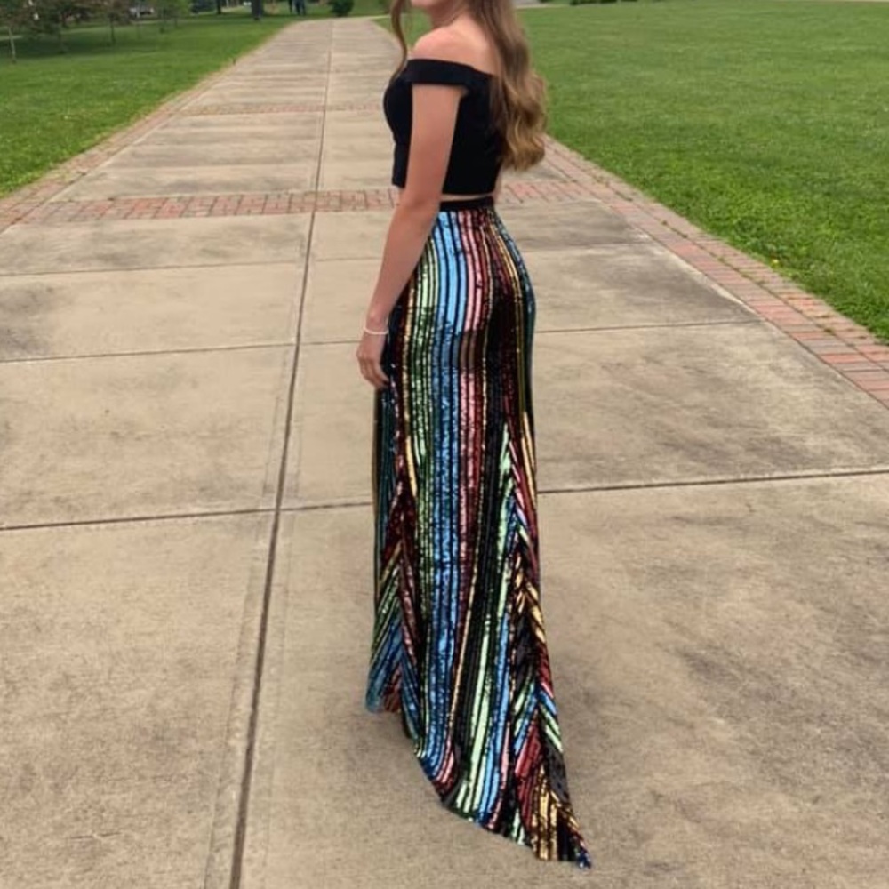 Prom Dress - Picture 3 of 3